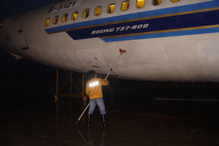 南航貴州維修廠干部員工齊上陣清洗六架飛機